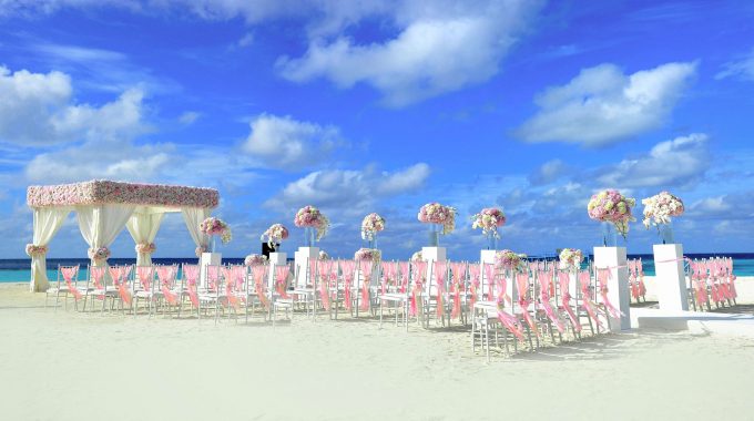 How Much To Tip Wedding Vendors
